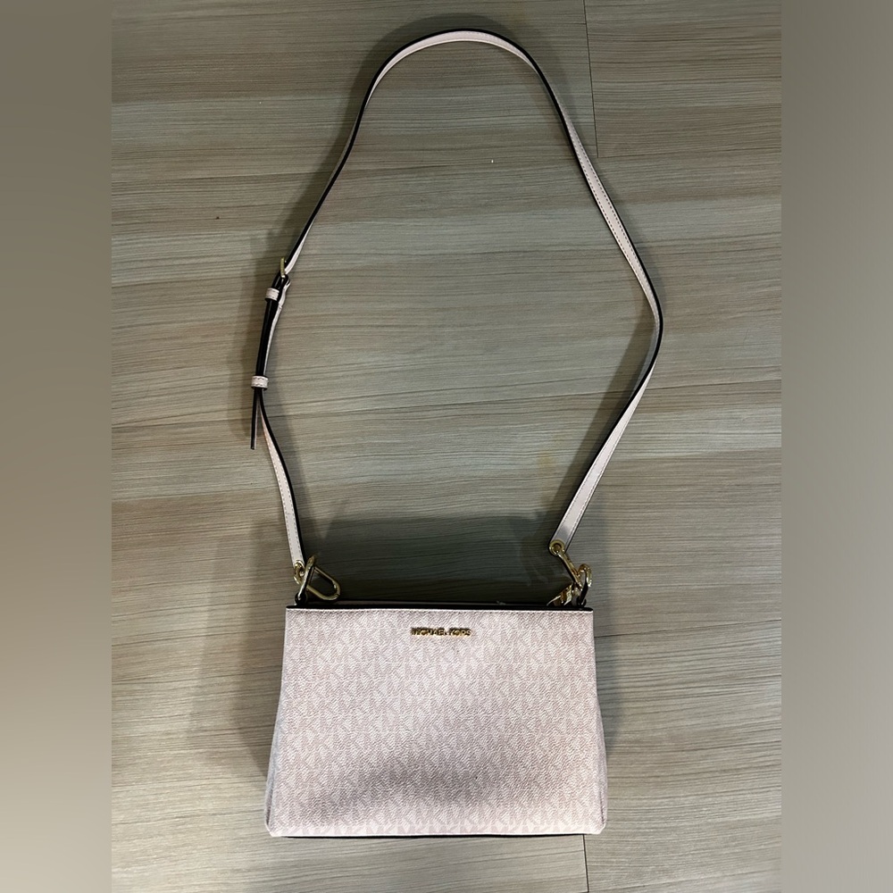 Michael Kors Light Pink Crossbody Bag